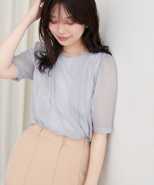 natural couture(ナチュラルクチュール)の「【WEB限定】ほんのりラメシアータックプリーツブラウス(シャツ/ブラウス・レディース・グレー/オフホワイト/ピンク/ミント/オレンジ/ブラック・FREE)」の19枚目の写真