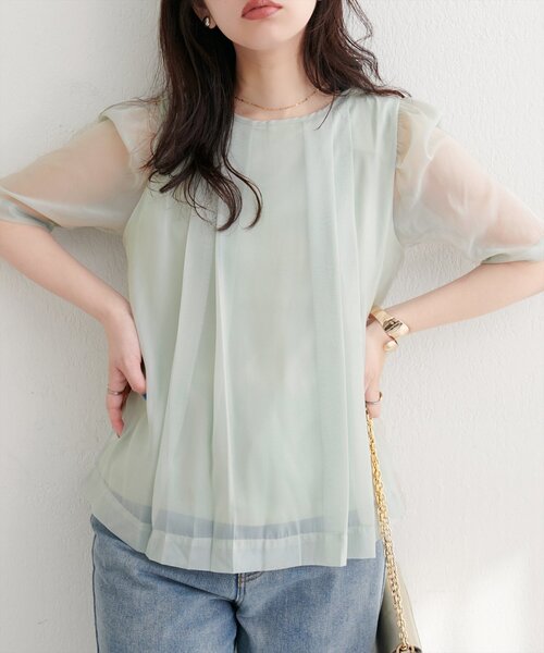 natural couture(ナチュラルクチュール)の「【WEB限定】ほんのりラメシアータックプリーツブラウス(シャツ/ブラウス・レディース・グレー/オフホワイト/ピンク/ミント/オレンジ/ブラック・FREE)」の22枚目の写真