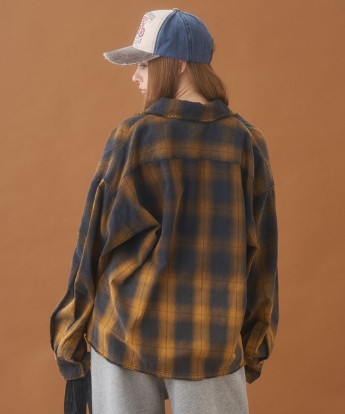 PLAN To（プラントゥ）の「Vintage Design Gradation Ombre Check 