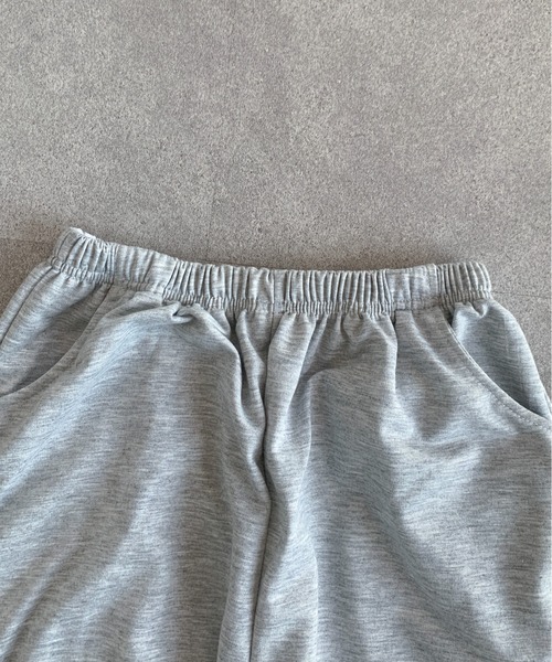 SHEPP(シープ)の「ライントラックジャージ/セットアップ 2点セット(ジャージ・レディース・ブラック/グレー・L/XL)」の21枚目の写真