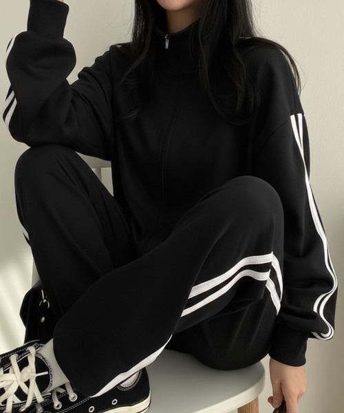 SHEPP(シープ)の「ライントラックジャージ/セットアップ 2点セット(ジャージ・レディース・ブラック/グレー・L/XL)」の5枚目の写真