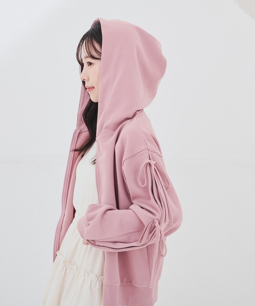 Honeys(ハニーズ)の「袖リボンパーカー(パーカー・レディース・ピンク/アイボリー/ブラック・L/M/S)」の21枚目の写真