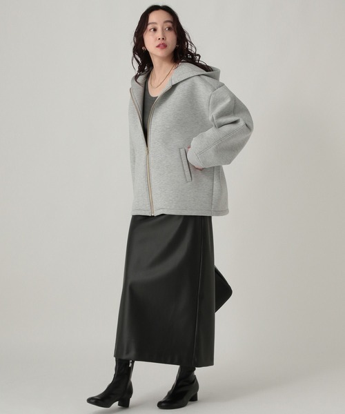 Elura（エルーラ）の「ダンボールパーカー/600898（パーカー・レディース・ブラック/ライトグレー・FREE）」の5枚目の写真