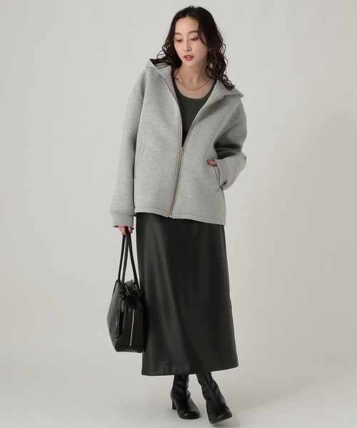 Elura（エルーラ）の「ダンボールパーカー/600898（パーカー・レディース・ブラック/ライトグレー・FREE）」の7枚目の写真