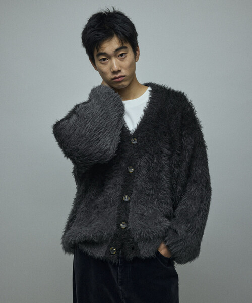 Firsthand（ファーストハンド）の「Firsthand/ファーストハンド オーバーサイズ フェザーヤーン グラデーション ニット カーディガン（カーディガン/ボレロ・メンズ・ブラウン/グレー/ブラック・L/M）」の13枚目の写真