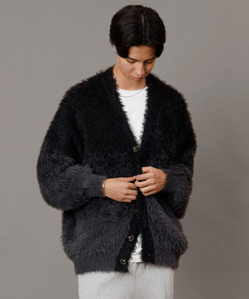 Firsthand(ファーストハンド)の「Firsthand/ファーストハンド オーバーサイズ フェザーヤーン グラデーション ニット カーディガン(カーディガン/ボレロ・メンズ・ブラウン/グレー/ブラック・L/M)」の19枚目の写真