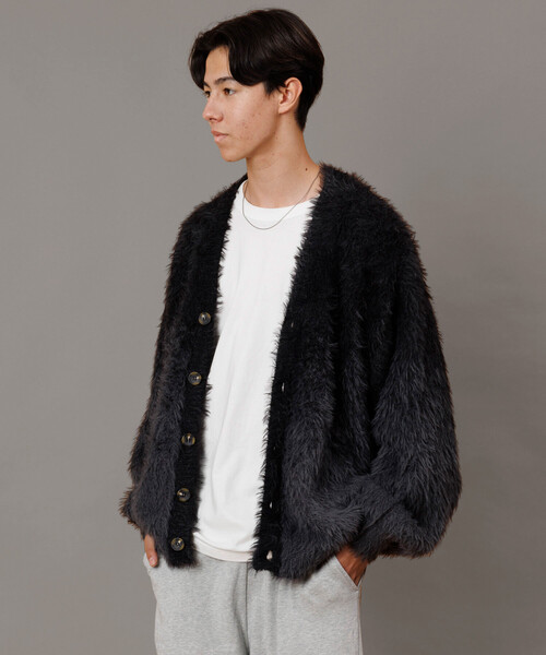 Firsthand(ファーストハンド)の「Firsthand/ファーストハンド オーバーサイズ フェザーヤーン グラデーション ニット カーディガン(カーディガン/ボレロ・メンズ・ブラウン/グレー/ブラック・L/M)」の4枚目の写真