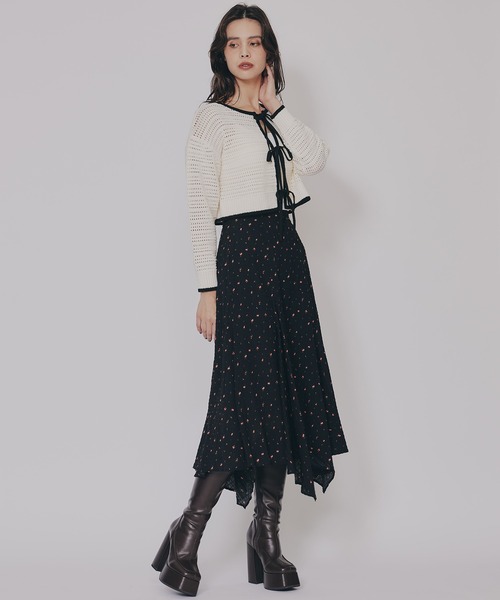 REDYAZEL(レディアゼル)の「ミニフラワーイレヘムロングスカート(スカート・レディース・ホワイト系その他/ブラウン系その他/ブラック系その他・FREE)」の21枚目の写真