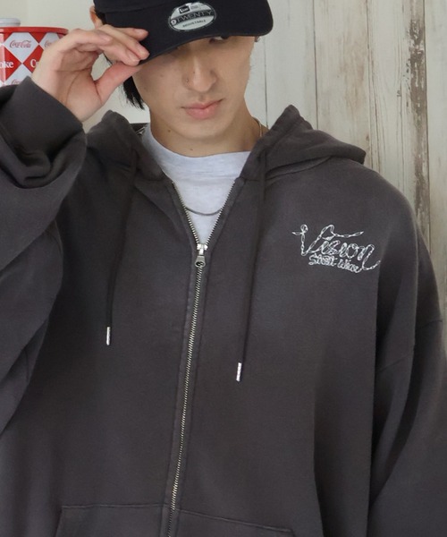 VISION STREET WEAR（ヴィジョンストリートウェア）の「【VISION STREET WEAR/ヴィジョンストリートウェア】 裏毛 プリントロゴ ビッグシルエット クルーネック スウェット フルジップ パーカー（パーカー・メンズ・ブラック/ネイビー/ワイン・L/LL/M）」の21枚目の写真