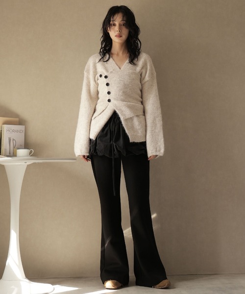 Ulysses（ユリシス）の「【2set】ニットボタンビスチェ＆カーディガンセット（カーディガン/ボレロ・レディース・ベージュ/グレー・F）」の3枚目の写真