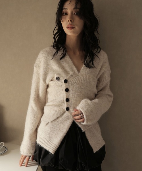 Ulysses（ユリシス）の「【2set】ニットボタンビスチェ＆カーディガンセット（カーディガン/ボレロ・レディース・ベージュ/グレー・F）」の12枚目の写真