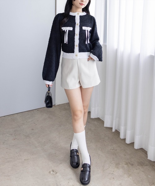 clear（クリア）の「ヒゲヤーン配色リボンニットカーディガン[大人 フェミニン 上品 ガーリー]（カーディガン/ボレロ・レディース・ピンク/アイボリー/ブラック・F）」の4枚目の写真