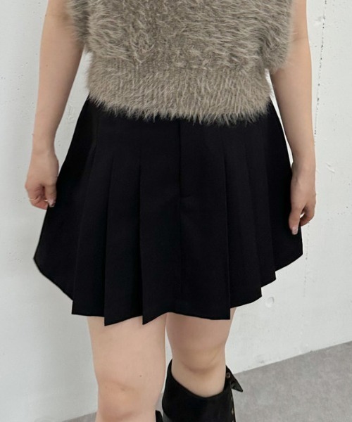 archives(アルシーヴ)の「サイドプリーツミニスカート(スカート・レディース・ブラック/グレー/ブラウン・MEDIUM)」の2枚目の写真