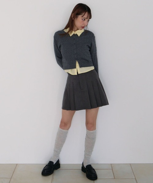 archives(アルシーヴ)の「サイドプリーツミニスカート(スカート・レディース・ブラック/グレー/ブラウン・MEDIUM)」の9枚目の写真