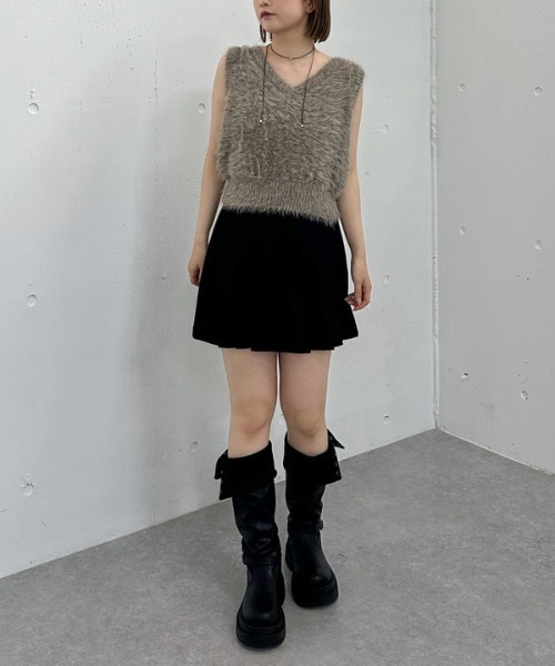 archives(アルシーヴ)の「サイドプリーツミニスカート(スカート・レディース・ブラック/グレー/ブラウン・MEDIUM)」の16枚目の写真