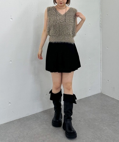 archives(アルシーヴ)の「サイドプリーツミニスカート(スカート・レディース・ブラック/グレー/ブラウン・MEDIUM)」の17枚目の写真