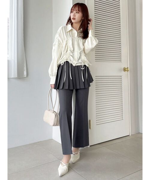 dazzlin（ダズリン）の「2WAYレイヤードスカートパンツ（その他パンツ・レディース・アイボリー/チャコールグレー・SMALL/MEDIUM）」の4枚目の写真