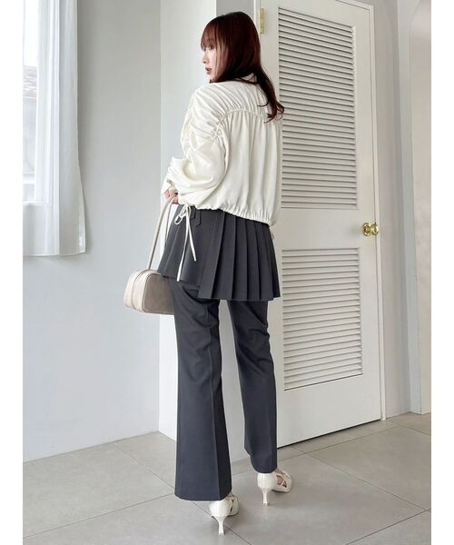 dazzlin（ダズリン）の「2WAYレイヤードスカートパンツ（その他パンツ・レディース・アイボリー/チャコールグレー・SMALL/MEDIUM）」の6枚目の写真