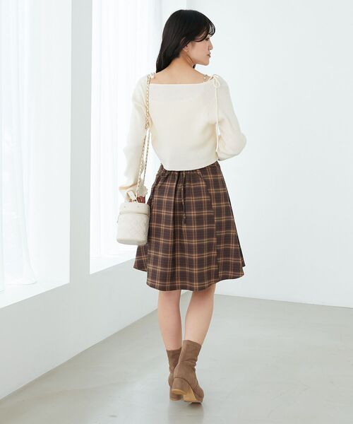 MAJESTIC LEGON（マジェスティックレゴン）の「ビジューチェーンキャミセットカーデ（カーディガン/ボレロ・レディース・ブラック/ブルー系その他5/アイボリー/ピンク・MEDIUM）」の7枚目の写真