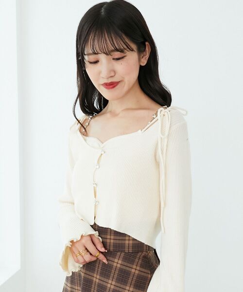 MAJESTIC LEGON（マジェスティックレゴン）の「ビジューチェーンキャミセットカーデ（カーディガン/ボレロ・レディース・ブラック/ブルー系その他5/アイボリー/ピンク・MEDIUM）」の9枚目の写真