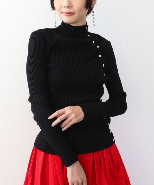 Three Four Time（ｽﾘｰﾌｫｰﾀｲﾑ）の「ボトルネックアシメデザインリブニット（ニット/セーター・レディース・アイボリー/ブラック/その他/グレー/ブルー・FREE）」の3枚目の写真