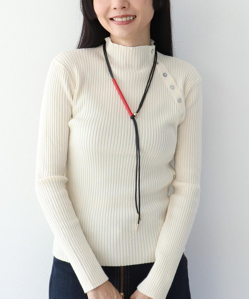 Three Four Time（ｽﾘｰﾌｫｰﾀｲﾑ）の「ボトルネックアシメデザインリブニット（ニット/セーター・レディース・アイボリー/ブラック/その他/グレー/ブルー・FREE）」の8枚目の写真