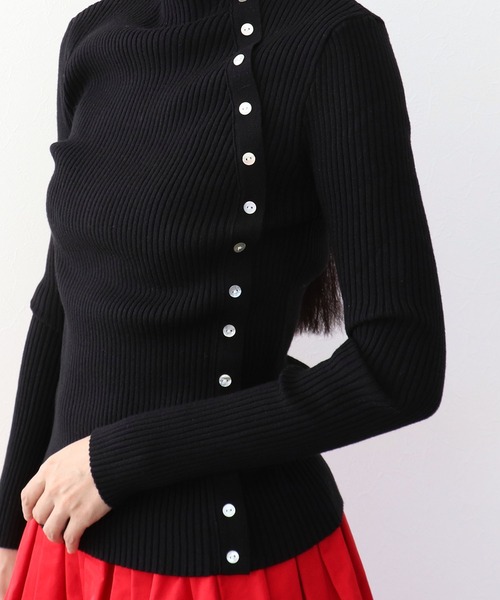 Three Four Time（ｽﾘｰﾌｫｰﾀｲﾑ）の「ボトルネックアシメデザインリブニット（ニット/セーター・レディース・アイボリー/ブラック/その他/グレー/ブルー・FREE）」の10枚目の写真