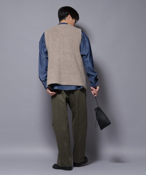 NANO universe（ナノユニバース）の「W/Acパイル オルタナティブベスト（ベスト・メンズ・チャコール/ベージュ・M/L）」の9枚目の写真