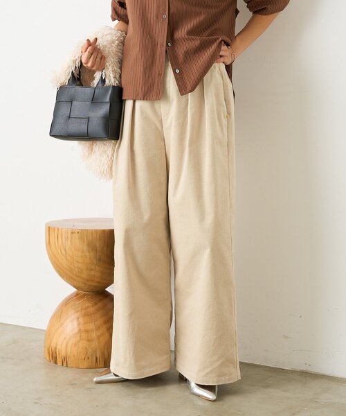 Jena espace merveilleux(ジェナ エスパスメルヴェイユ)の「コーデュロイスタッズパンツ(その他パンツ・レディース・アイボリー/チャコールグレー/ベージュ・FREE)」の2枚目の写真