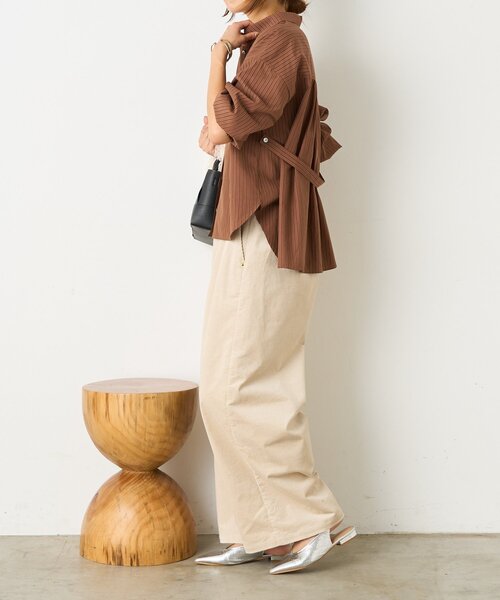 Jena espace merveilleux(ジェナ エスパスメルヴェイユ)の「コーデュロイスタッズパンツ(その他パンツ・レディース・アイボリー/チャコールグレー/ベージュ・FREE)」の6枚目の写真