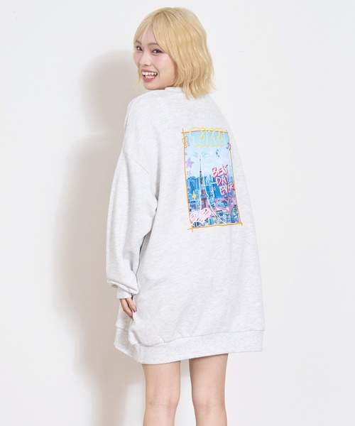 LOVETOXIC（ラブトキシック）の「フォトバックプリントプルワンピース（ワンピース・キッズ・ブラック/トップグレー/ホワイト系その他/チャコール・L:160cm/S:140cm/M:150cm/130cm）」の2枚目の写真