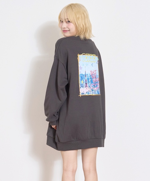 LOVETOXIC（ラブトキシック）の「フォトバックプリントプルワンピース（ワンピース・キッズ・ブラック/トップグレー/ホワイト系その他/チャコール・L:160cm/S:140cm/M:150cm/130cm）」の4枚目の写真