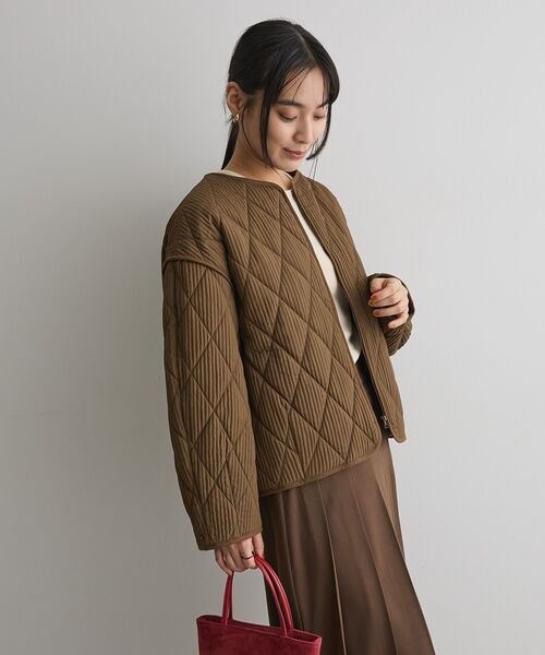 CRAFT STANDARD BOUTIQUE（クラフトスタンダードブティック）の「キルティングパイピングブルゾン◆（ミリタリージャケット・レディース・アイボリー/カーキ・FREE）」の5枚目の写真