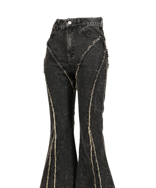 VIVAMUS（ヴィヴァムス）の「FLARE DENIM PANTS（デニムパンツ・レディース・ブラウン/ブラック・3/1）」の5枚目の写真