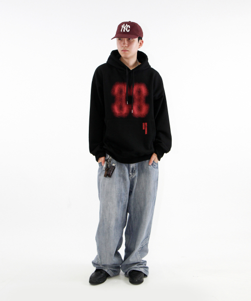 CRIGUN（クリガン）の「エフェクトグラフィックス フードパーカー ブラック（パーカー・レディース・ブラック・LARGE/X-LARGE/XX-LARGE/MEDIUM）」の4枚目の写真