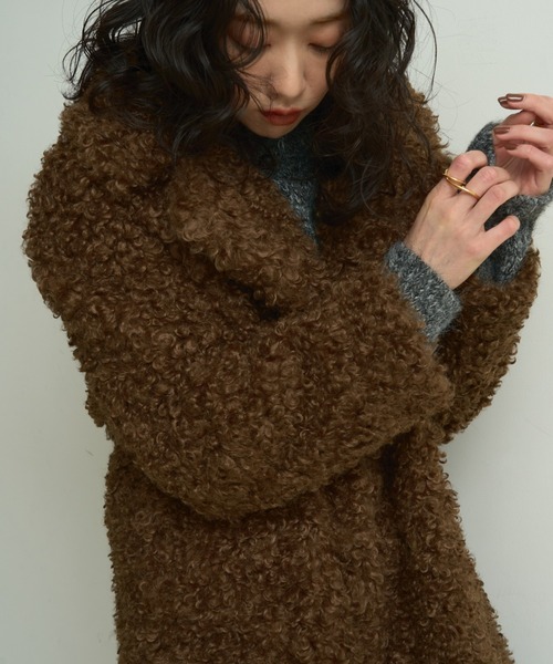 Lutim by u（ルチバイユー）の「Poodle boa overcoat / プードルボアオーバーコート（カバーオール・レディース・ナチュラル/ブラウン・FREE）」の8枚目の写真
