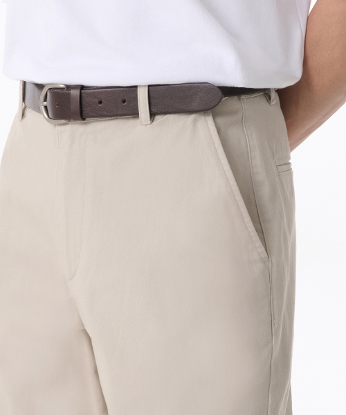 MUSINSA STANDARD（ムシンサスタンダード）の「レギュラーフィットヒドゥンバンディングチノパンツ[ライトベージュ]（その他パンツ・メンズ・その他・40/38/42/36/34/32/30/31/33/26/29/27/28）」の4枚目の写真