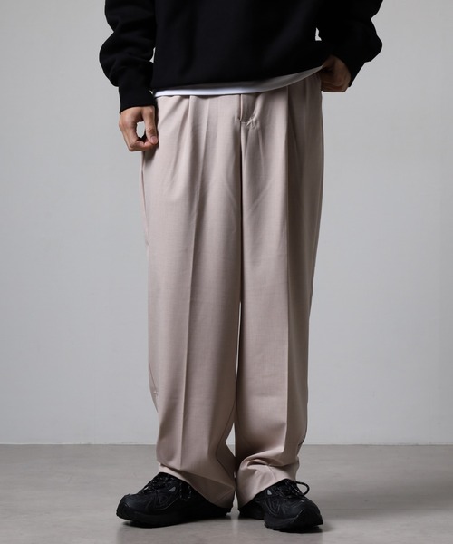 OMNES（オムネス）の「TRストレッチタックワイドパンツ（スラックス・メンズ・ベージュ/ピンクベージュ・L/M）」の14枚目の写真