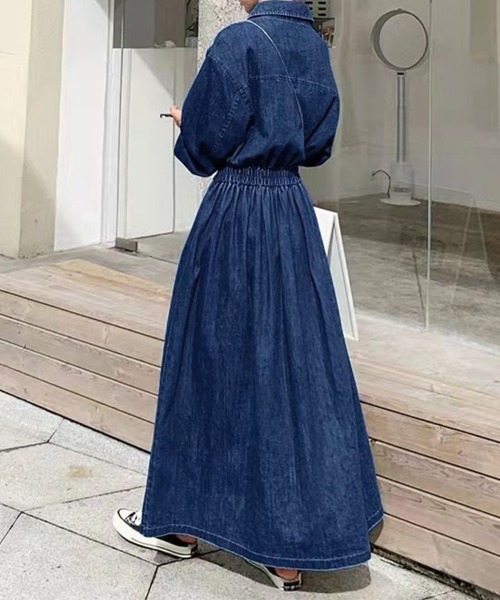 Doux Belle(ドゥーベル)の「ウエストギャザーデニムシャツワンピース(シャツワンピース・レディース・ブルー/ダークブルー/ブラック・MEDIUM)」の13枚目の写真