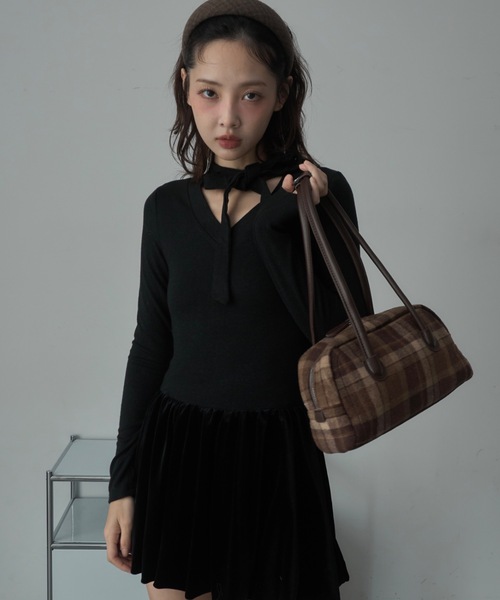 Nadana(ナダナ)の「チェック柄ボストンバッグ(ボストンバッグ・レディース・ブラック/ブラウン・FREE)」の9枚目の写真