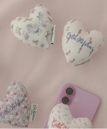 Cath Kidston（キャスキッドソン）の「パフィーハートフォングリップ Royal Guards（スマホグッズ）」