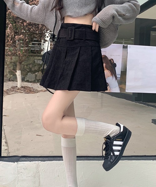 SallyLunn(サリーラン)の「ベルトマークコーデュロイミニスカート(スカート・レディース・ブラック/ブラウン/ベージュ・LARGE/MEDIUM)」の15枚目の写真