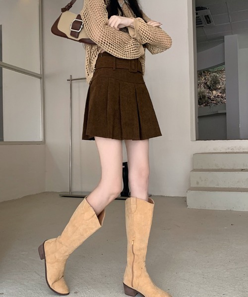 SallyLunn(サリーラン)の「ベルトマークコーデュロイミニスカート(スカート・レディース・ブラック/ブラウン/ベージュ・LARGE/MEDIUM)」の6枚目の写真