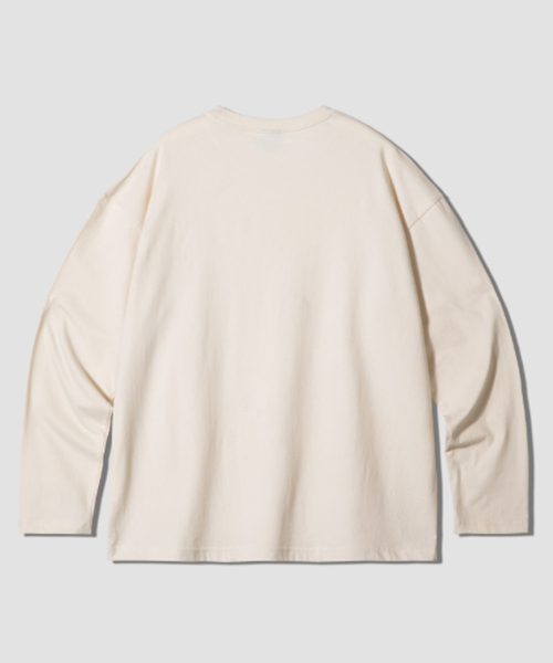 GRANFINNY(グランフィニ)の「ストロングバニー オーバーサイズ ロングスリーブ - ナチュラルコットン(Tシャツ/カットソー・レディース・ベージュ・MEDIUM/LARGE/X-LARGE)」の2枚目の写真
