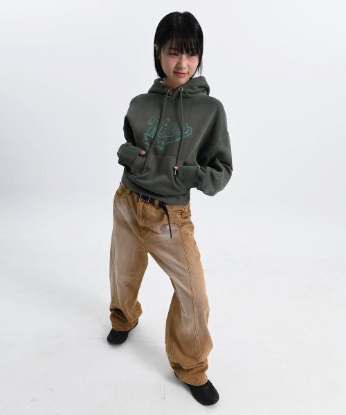 PHYSICAL DEPARTMENT（フィジカル デパートメント）の「[PHYPS&reg;&times;FRIZBEE]スプレースターテールクロップフードカーキ（パーカー・レディース・その他・FREE）」の10枚目の写真