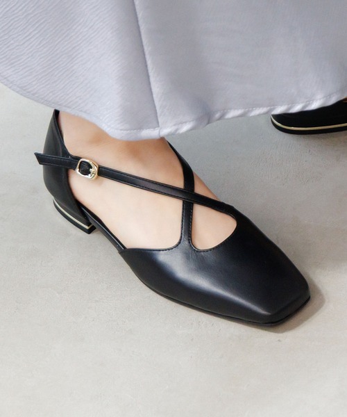 HIMIKO（ヒミコ）の「【HIMIKO】クロスベルトセパレートパンプス/661503（パンプス・レディース・ゴールド/ブラック/アイボリー・24.5cm/24.0cm/23.5cm/23.0cm/22.5cm/25.0cm/22.0cm/26.0cm/25.5cm）」の10枚目の写真