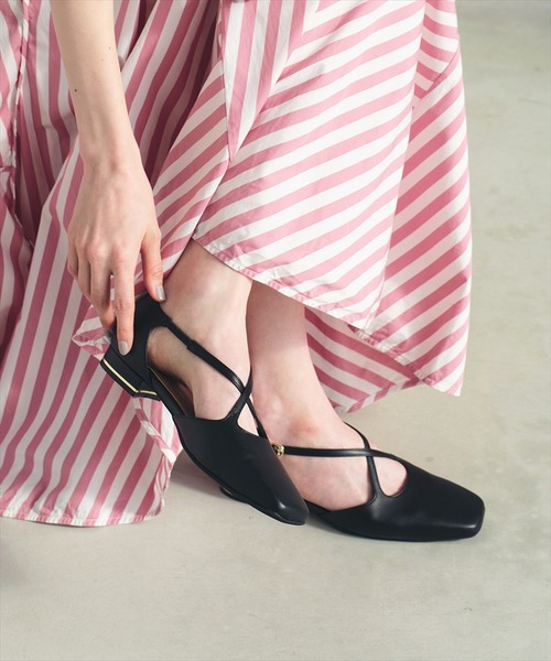 HIMIKO（ヒミコ）の「【HIMIKO】クロスベルトセパレートパンプス/661503（パンプス・レディース・ゴールド/ブラック/アイボリー・24.5cm/24.0cm/23.5cm/23.0cm/22.5cm/25.0cm/22.0cm/26.0cm/25.5cm）」の15枚目の写真