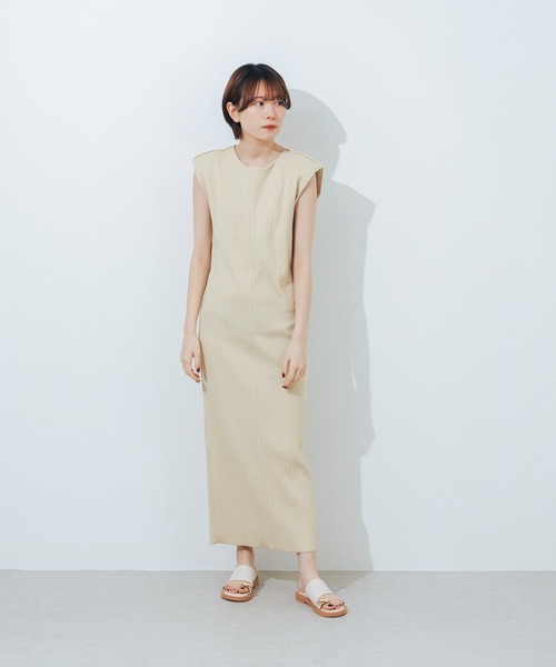 EVOL（イーボル）の「【軽量・クッション入り】メタルリングフラットトングサンダル JA5964（サンダル・レディース・ブラック/アイボリー/ブラウン/キャメル・S/M/L/LL）」の17枚目の写真