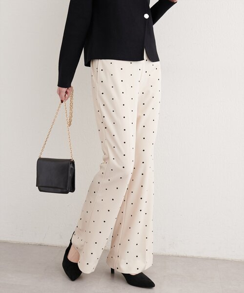 natural couture（ナチュラルクチュール）の「カットジョーゼットストレッチフレアヘムパンツ（その他パンツ・レディース・その他1/モカ/ブラック/アイボリー・FREE）」の10枚目の写真