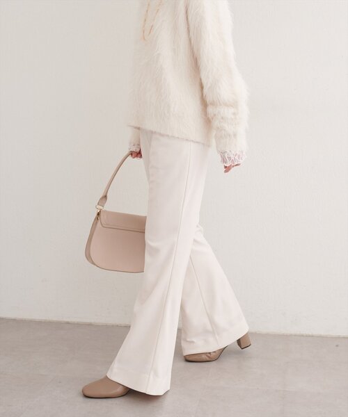 natural couture（ナチュラルクチュール）の「カットジョーゼットストレッチフレアヘムパンツ（その他パンツ・レディース・その他1/モカ/ブラック/アイボリー・FREE）」の15枚目の写真